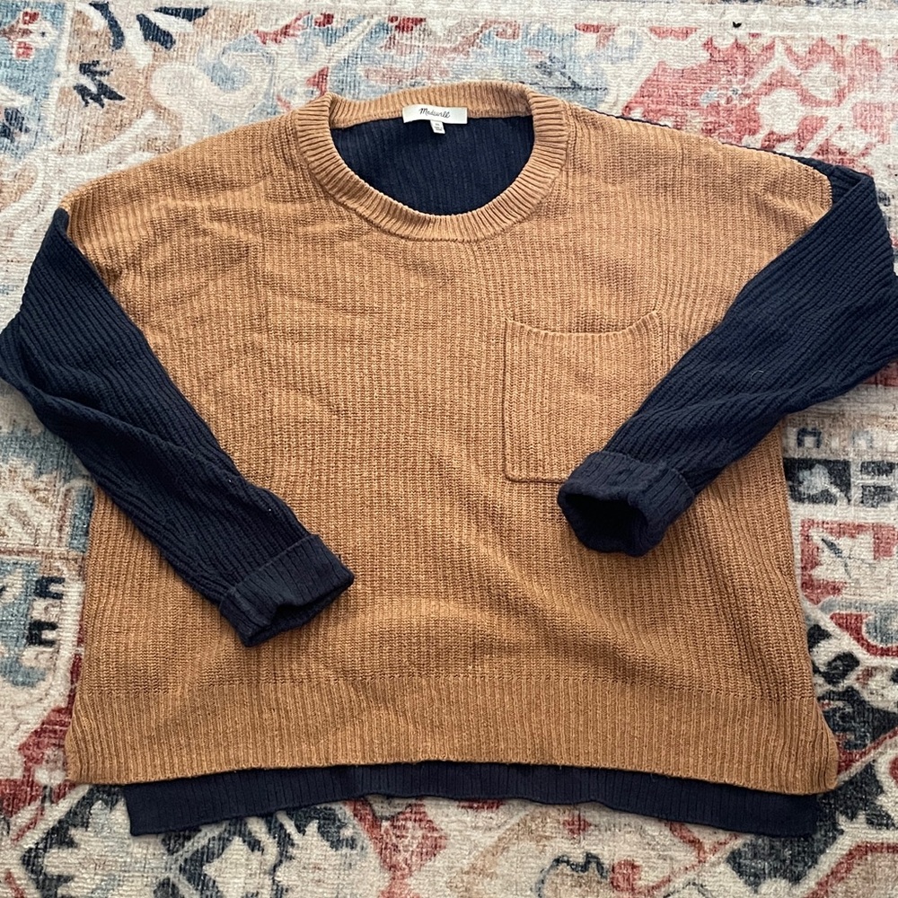 Woman’s Madewell Tan and Black Sweater